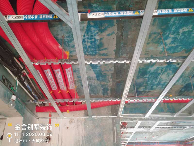 滄州天成郡府138平米裝修工地木工階段